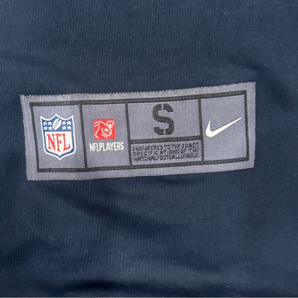 NFL New England Patriots Men’s size Small blue jersey from Nike #10 Mac Jones - Picture 3 of 7